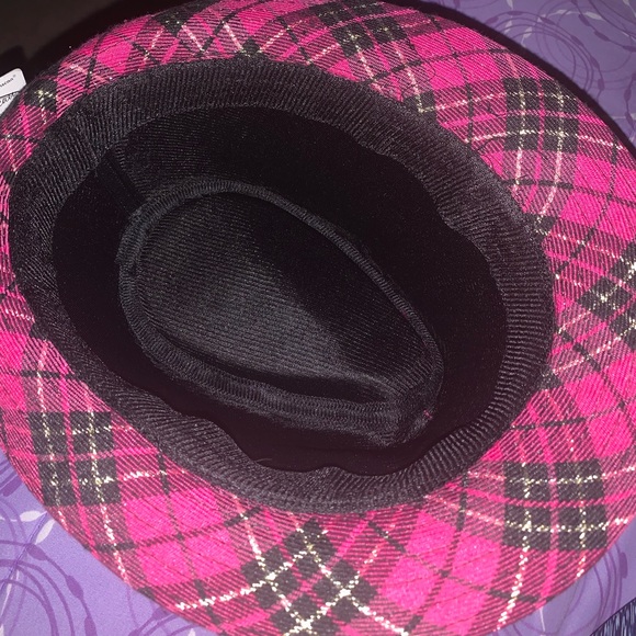 Pink fedora - Picture 2 of 5